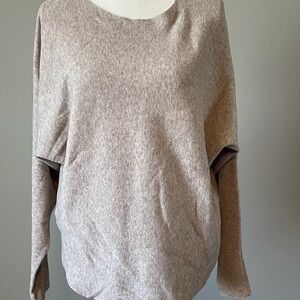 Vila Milano size large sweater office career neutral